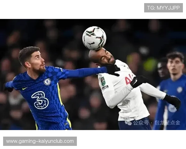 热刺边路下底的传中为比赛带来多次惊险画面 热刺边路下底的传中为比赛带来多次惊险画面