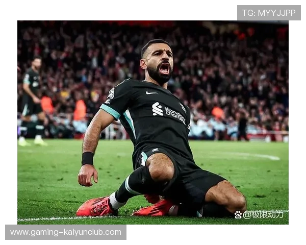 英超利物浦迪亚斯快速突破推射得分，速度与力量的完美结合